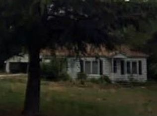 1352 Hylan Ave, Hamlet, NC 28345