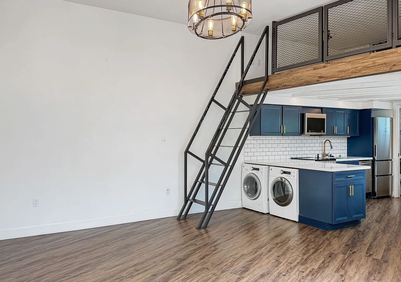 Cozy House Studio in the Heart of NOBE — Photo 1