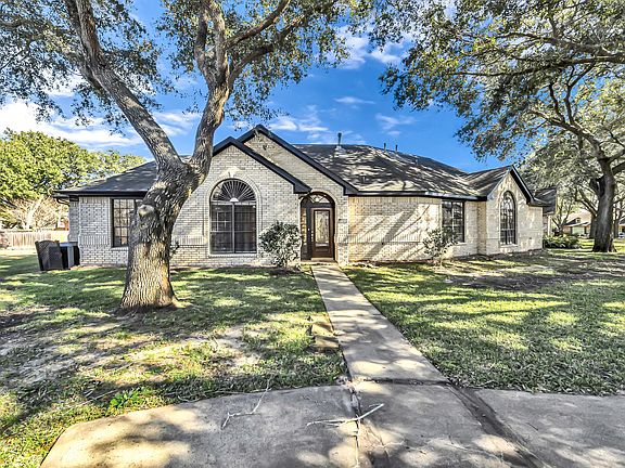 2nd image of 4751 Lake Village Dr