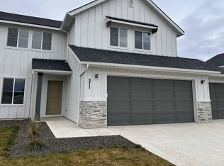 311 Chalcedony Ave, Caldwell, ID 83605