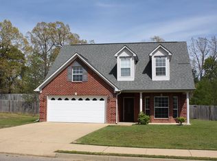 305 Hayat Loop, Oxford, MS 38655