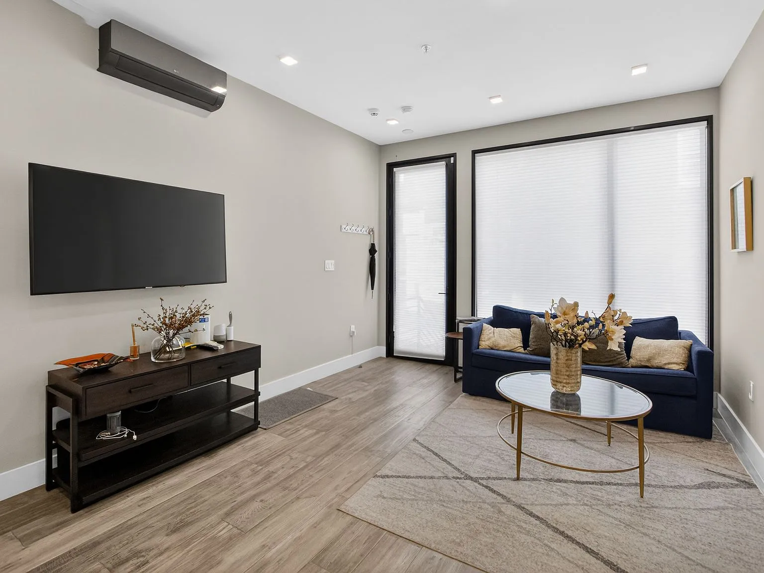 1 bed, 600 sqft, $2,900 — Photo 3
