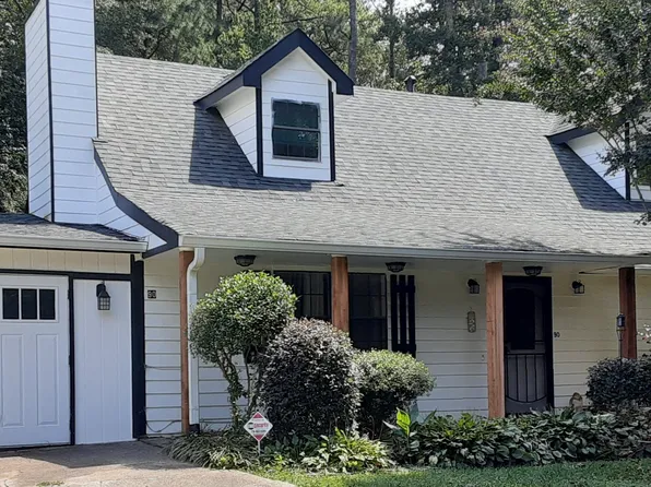 90 Cumberland Dr, Rex, GA 30273