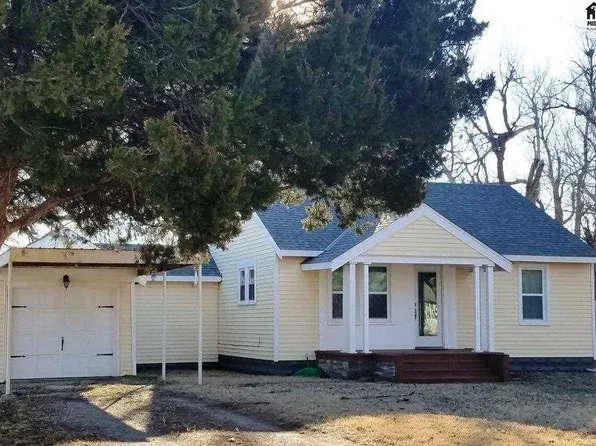 3416 N Walnut St, Hutchinson, KS 67502