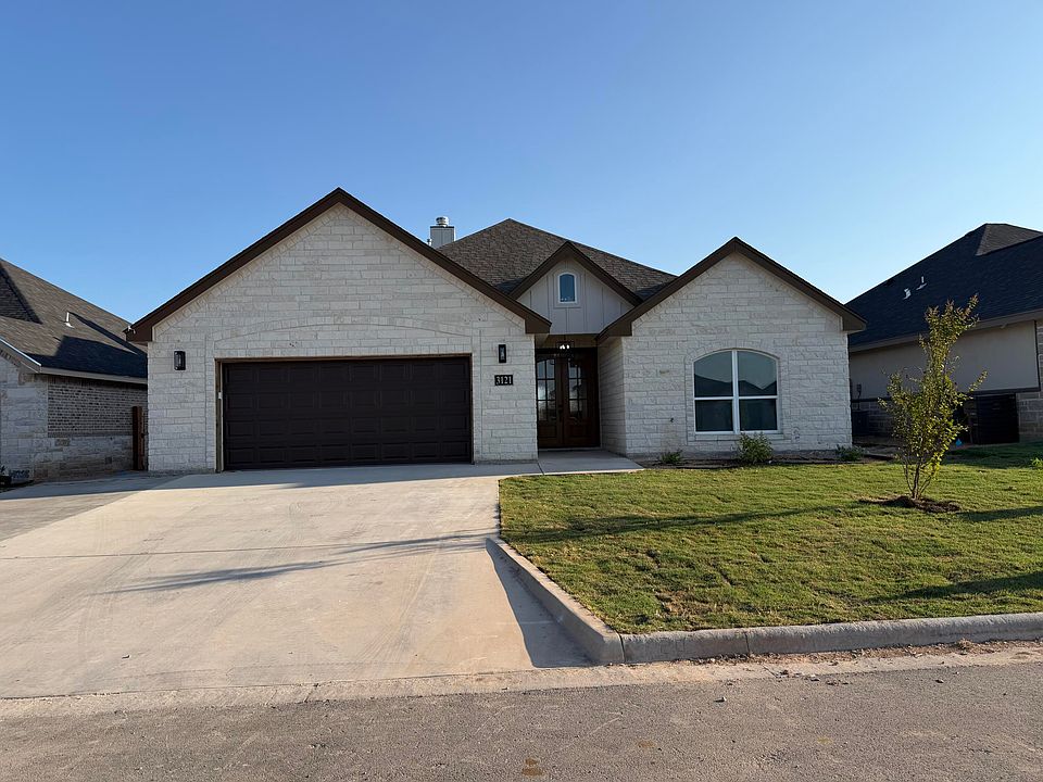 1st image of 3121 Maplewood Dr