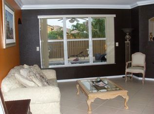 15972 SW 142nd Ter, Miami, FL 33196