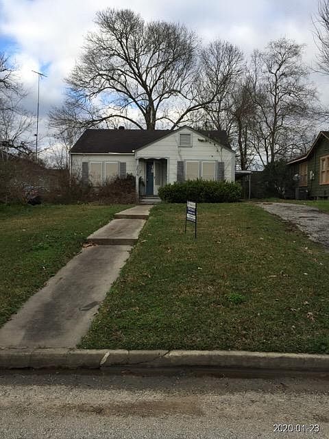 1st image of 2619 Beaumont Ave