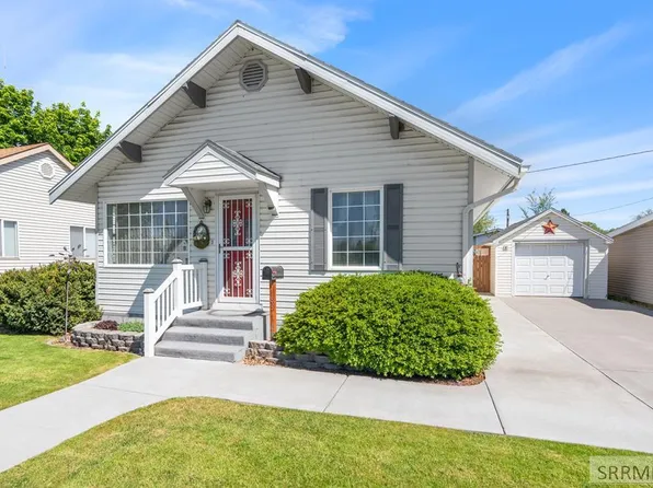 183 E Locust St, Shelley, ID 83274