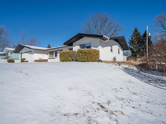 3rd image of 5622 N Montello Dr