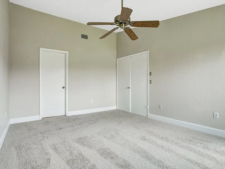 1346 Stearman Ct #16 — Photo 12