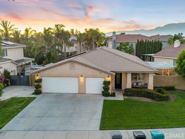 12658 Norwegian St, Corona, CA 92880