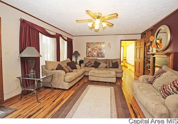5th image of 1125 Elizabeth Ct
