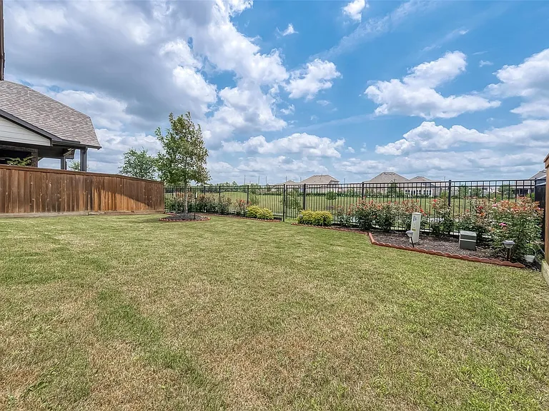 1838 Smithers Landing Dr — Photo 42