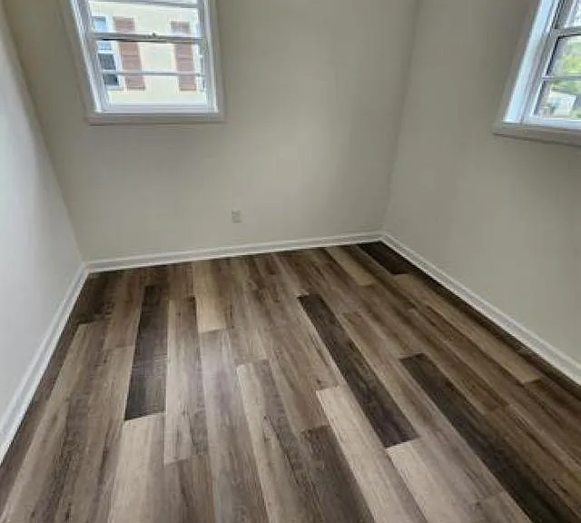 121 Highland Dr — Photo 16