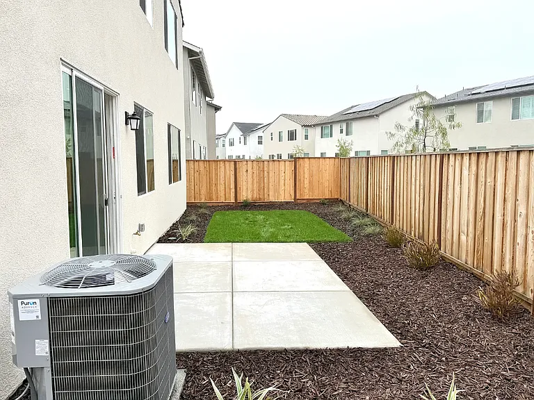3342 Tibidabo St — Photo 14