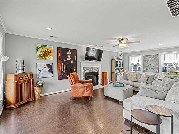 5th image of 868 Turtle Creek Dr