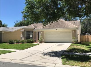 1114 Hardwood Dr, Valrico, FL 33596