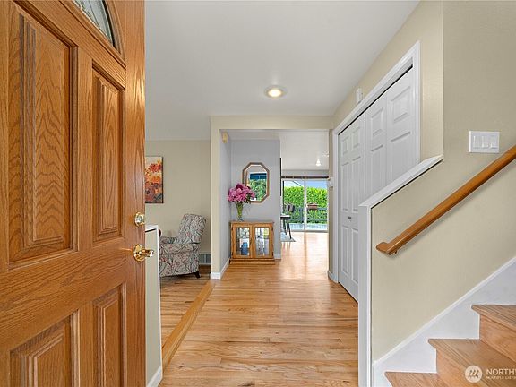 3rd image of 5206 S 292nd Street
