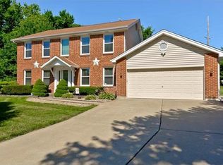 8 Misty Hollow Ct, Saint Charles, MO