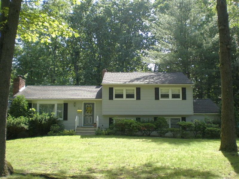 1st image of 68 Bedford Pl