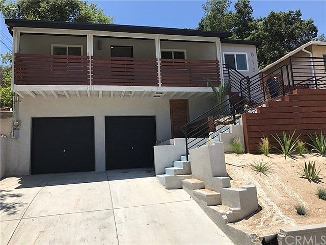 1st image of 810 S Avenue 60
