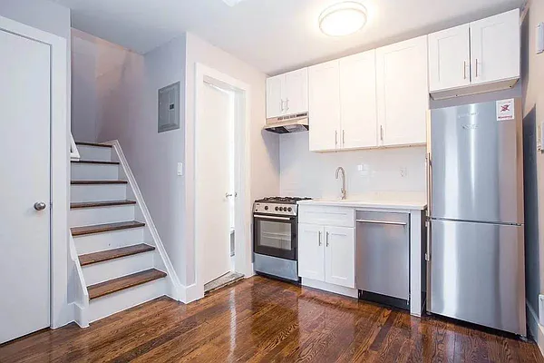 Rented by Vector New York, LLC | media 13