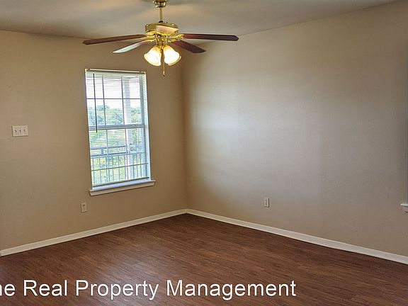 4th image of 524 Ingram St APT C