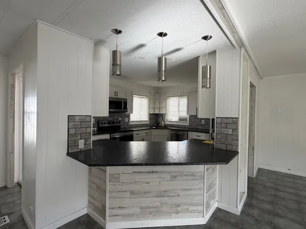 279 Blue Beard Dr, North Fort Myers, FL 33917
