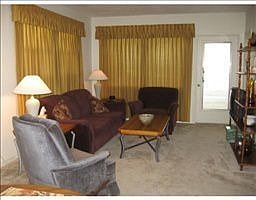 1st image of 3624 Wren Ln