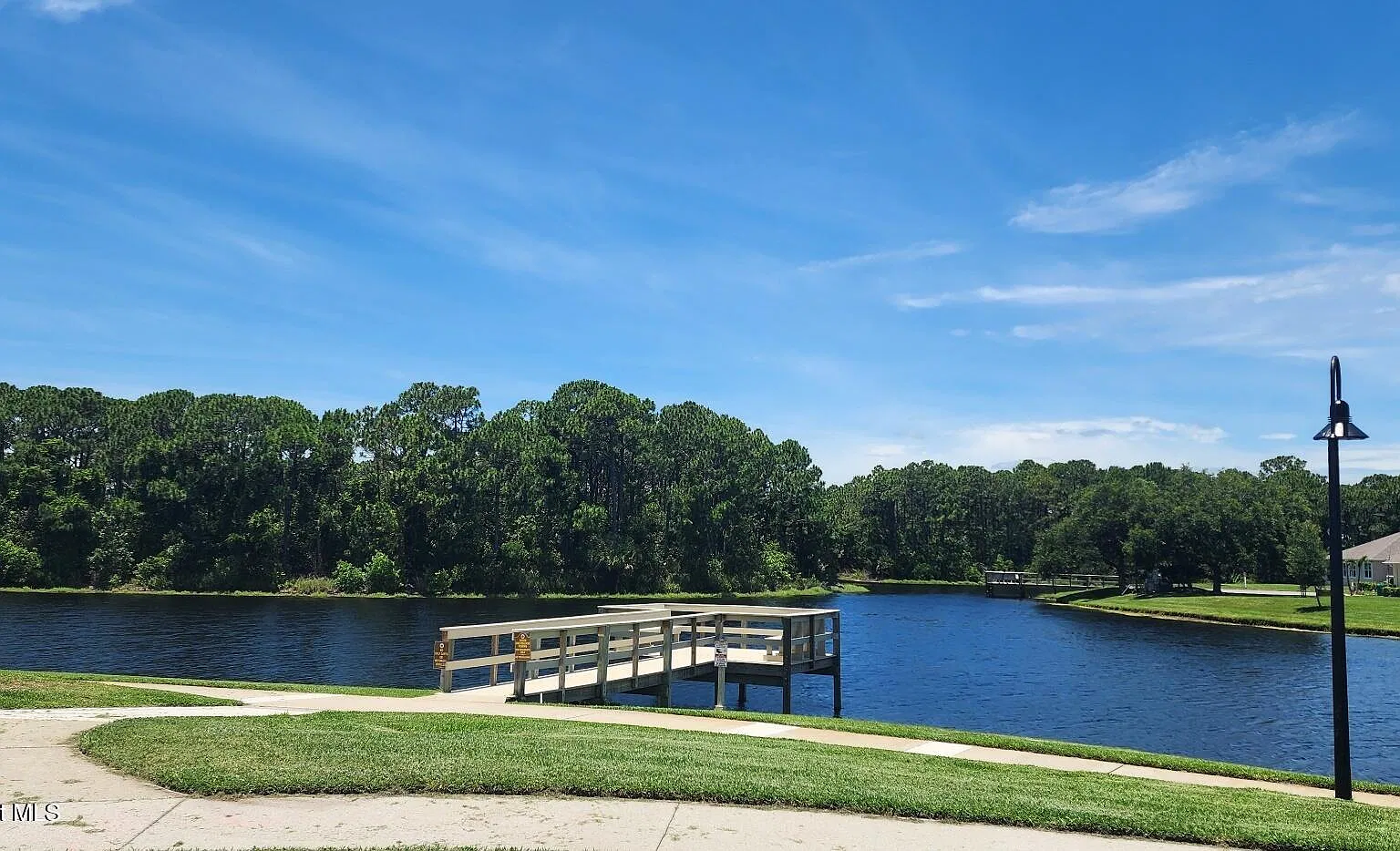 4 bed, 4.0 bath, 2280 sqft, $3,100 — Photo 3