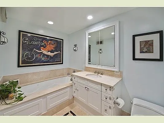 Sold by Stribling | media 11