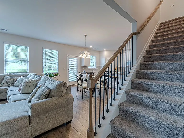 4055 Ethans Cove Dr — Photo 18