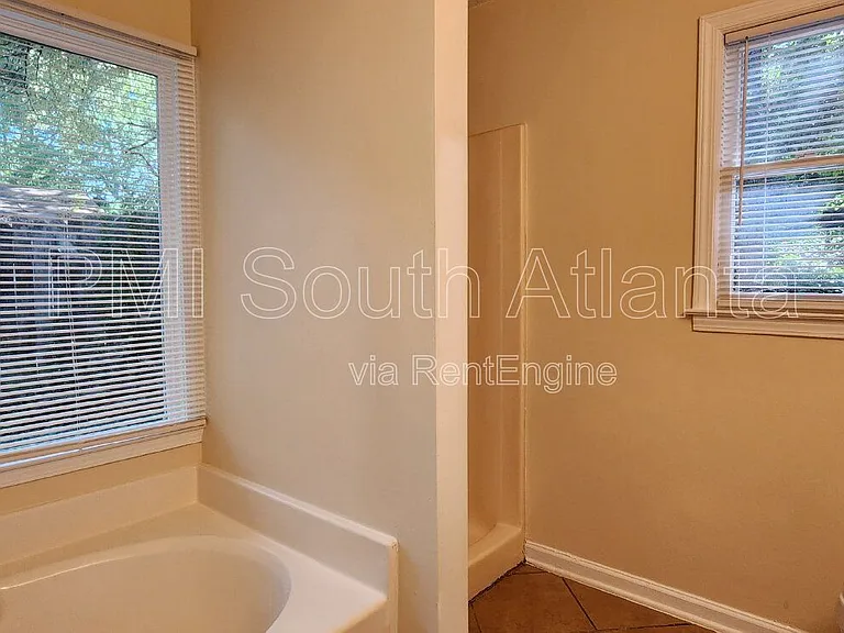 2735 Stanton Woods Dr SE — Photo 29