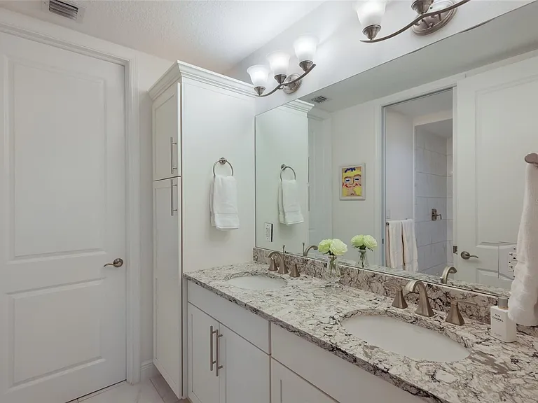 376 Aruba Cir #203 — Photo 26