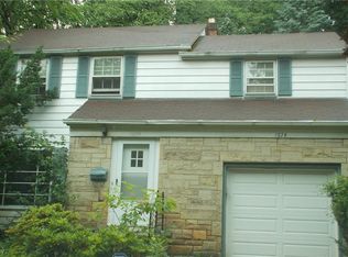 1674 Crest Rd, Cleveland Heights, OH 44121