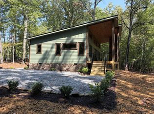 319 Wolf Creek Trl, Mineral Bluff, GA 30559