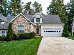 609 4th Ave NE, Hickory, NC 28601