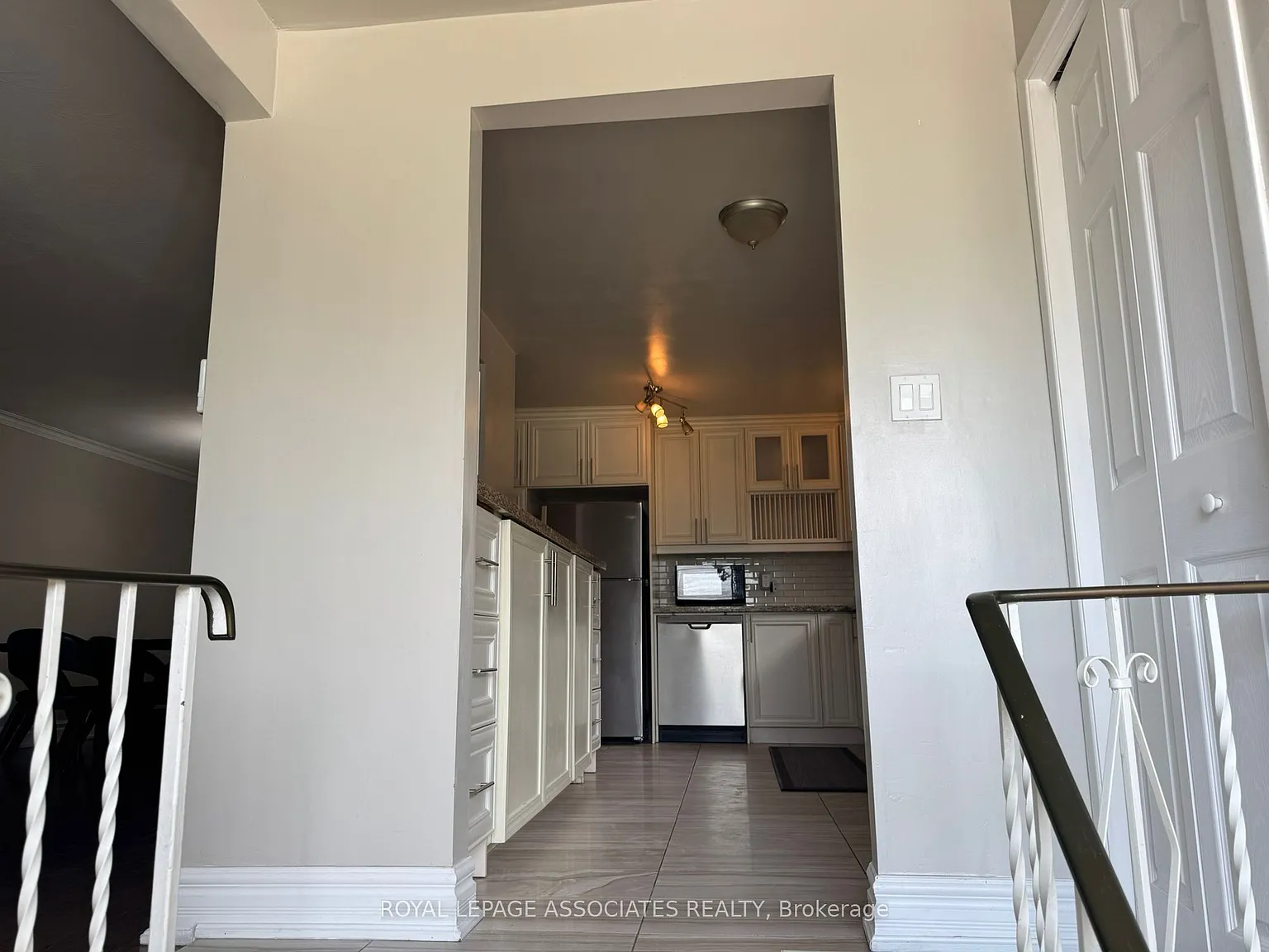 3 bed, $2,800 — Photo 3