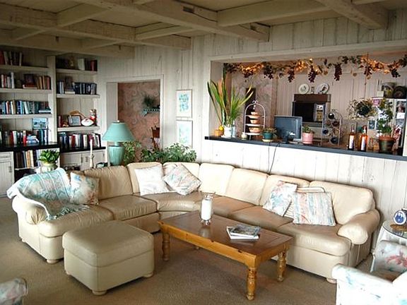 4th image of 502 Lake Shore Dr