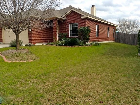 Huge 65x120 lot gives you tons of room between you and your neighbors!
