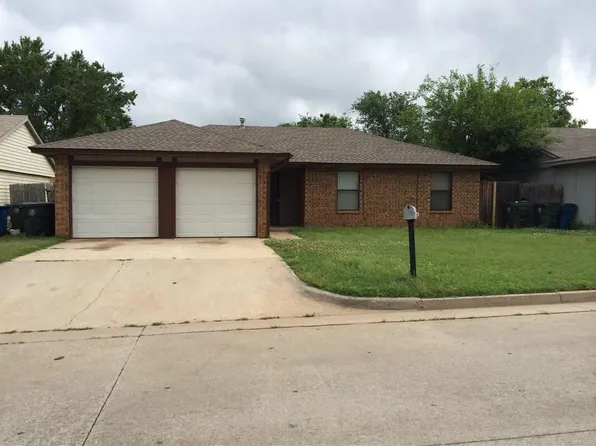 10101 Isaac Dr, Midwest City, OK 73130