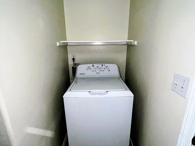 705 Sonesta Ct #B — Photo 15