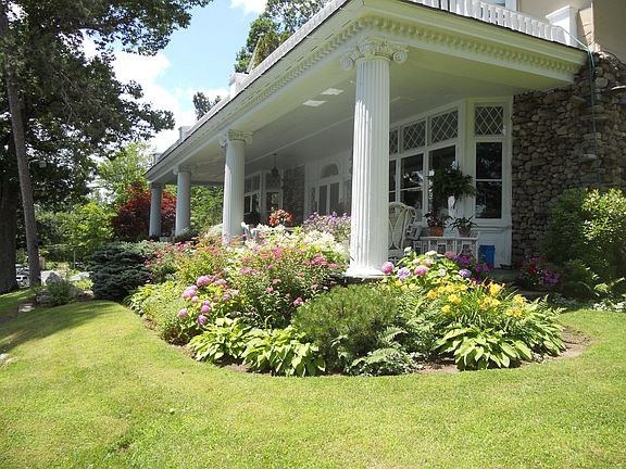3rd image of 9221 Lakeshore Dr