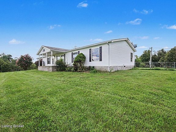 3rd image of 4226 Briar Ridge Rd