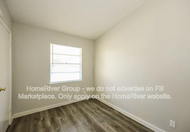 4814 Castle Arms — Photo 12
