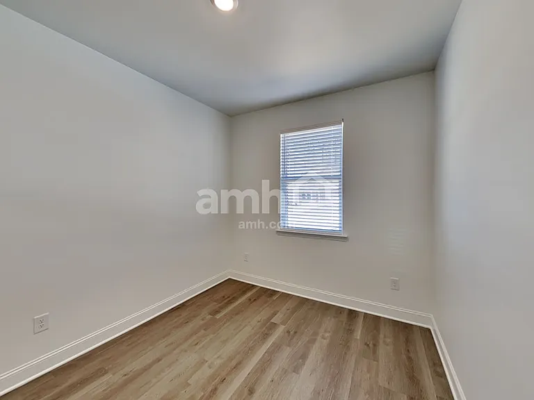 1469 Aquamarine Dr — Photo 12