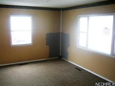 4th image of 4124 Riverview Ln