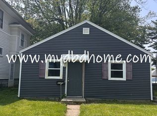 3126 Smith St, Fort Wayne, IN 46806