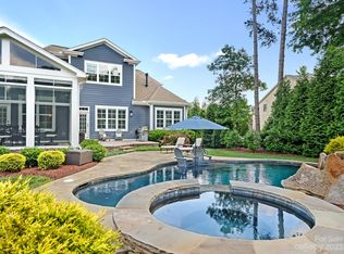 16823 Reinsch Dr, Davidson, NC 28036