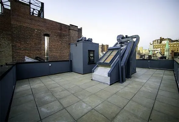 Rented by Icon Realty Management | media 25